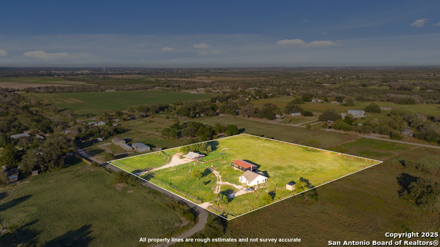 Listing photo id 41 for 111 Loma Park Rd