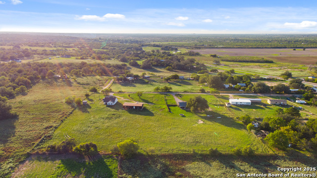 Listing photo id 46 for 111 Loma Park Rd