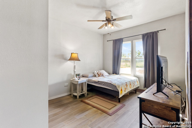 Listing photo id 7 for 111 Loma Park Rd