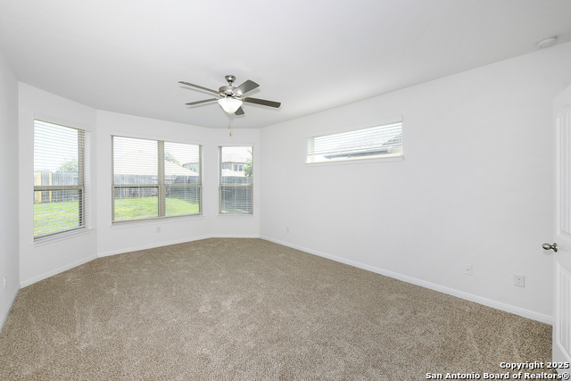 Image 19 of 42 For 13135 Waterlily Way