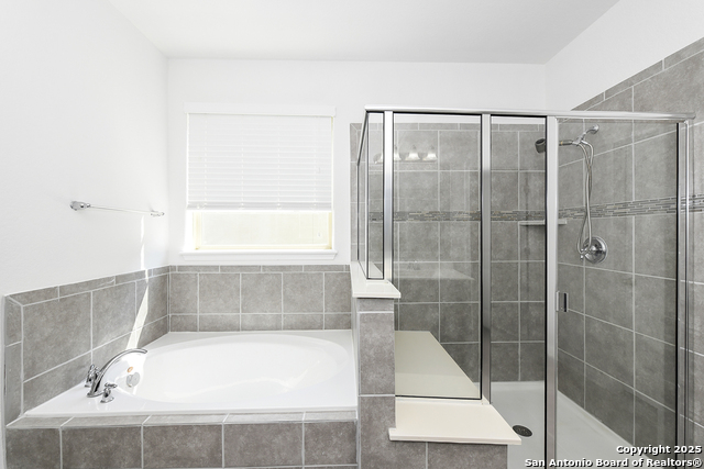 Image 22 of 42 For 13135 Waterlily Way