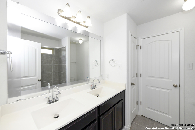 Image 32 of 42 For 13135 Waterlily Way