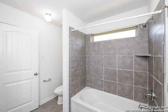 Image 33 of 42 For 13135 Waterlily Way