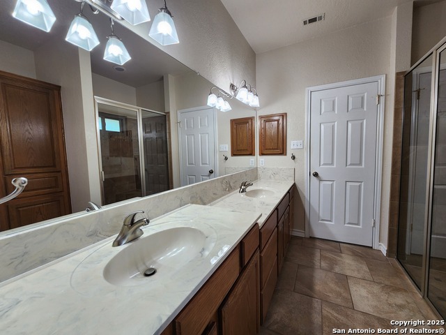 Image 20 of 52 For 164 Grey Bluff