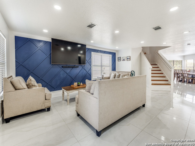 Image 2 of 23 For 7926 Encanto Vista