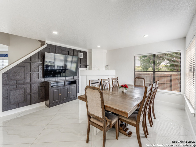 Image 7 of 23 For 7926 Encanto Vista