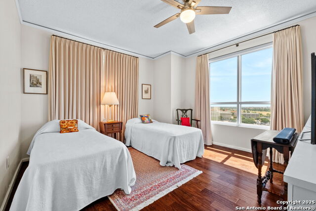 Image 9 of 45 For 1 Towers Park Ln  1211