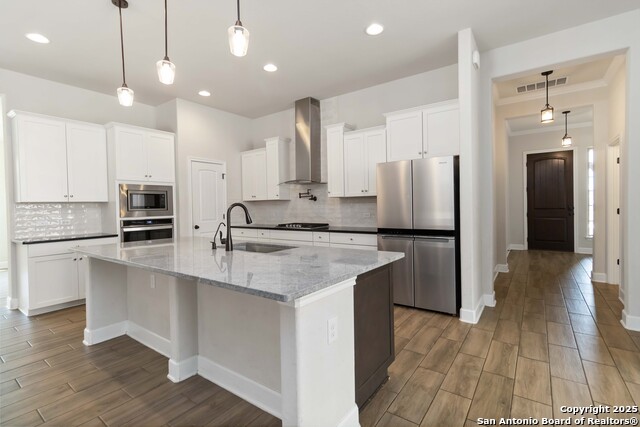 Image 9 of 30 For 8714 Whisper Gate