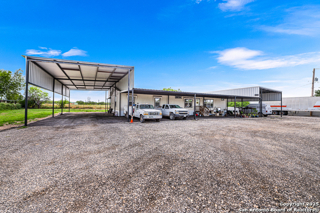 Details for 1602 Chaparral, Pearsall, TX 78061