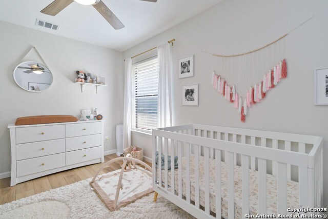 Listing photo id 13 for 7233 Breeze  