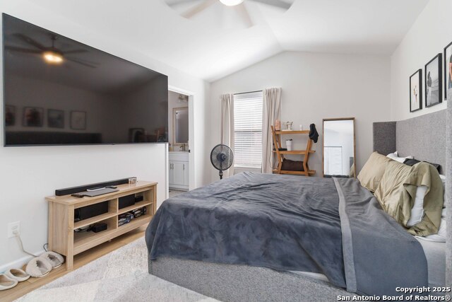 Listing photo id 17 for 7233 Breeze  