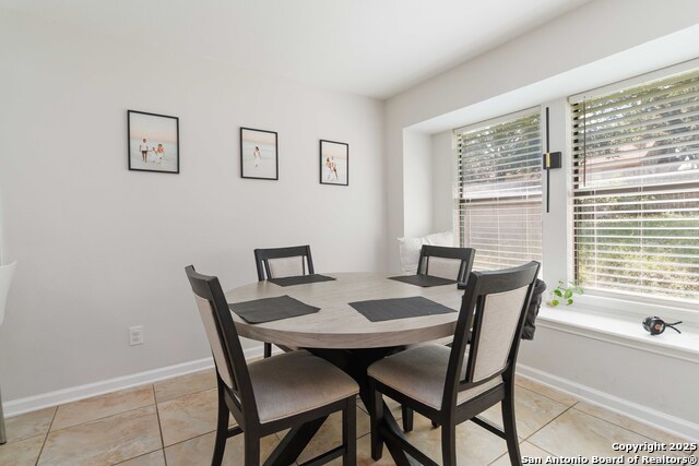 Listing photo id 7 for 7233 Breeze  