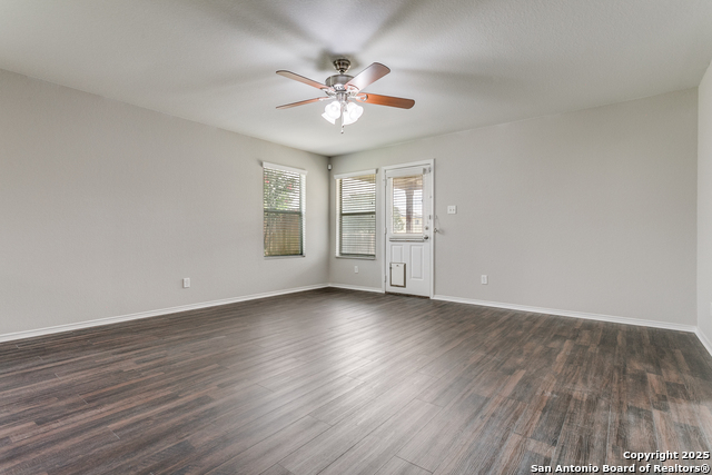 Image 12 of 25 For 316 Lonestar Gait