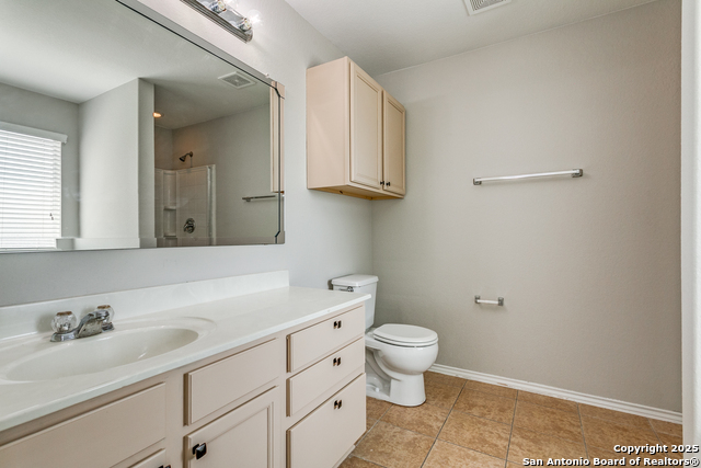 Image 18 of 25 For 316 Lonestar Gait