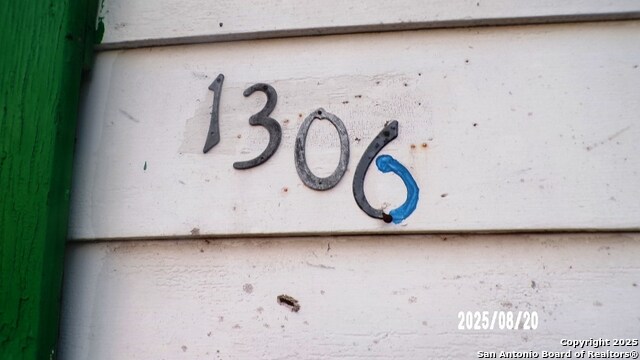 Image 3 of 13 For 1306 Tyler St N