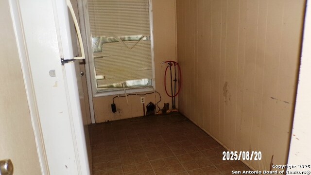 Image 8 of 13 For 1306 Tyler St N