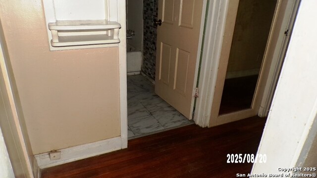 Image 9 of 13 For 1306 Tyler St N