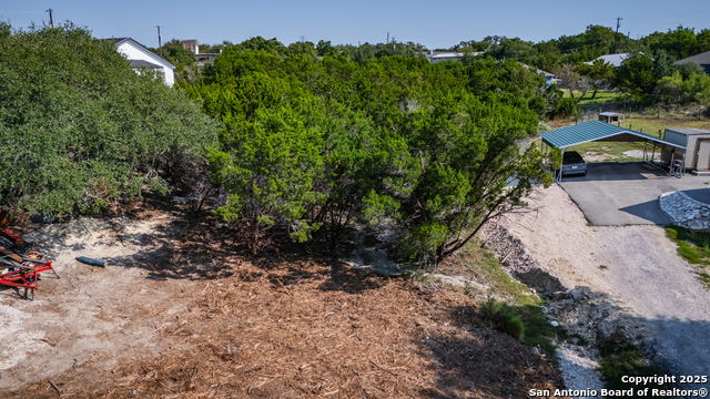 Listing photo id 5 for 1121 Sleepy Hollow