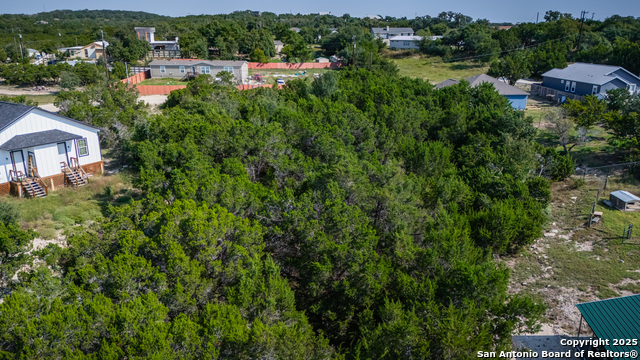 Listing photo id 7 for 1121 Sleepy Hollow