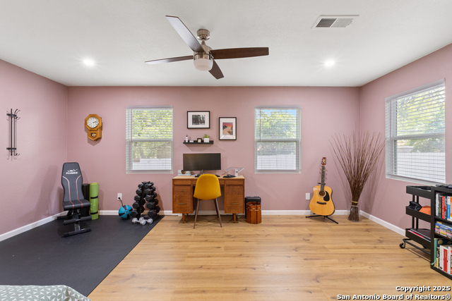 Image 12 of 22 For 8002 Briargate