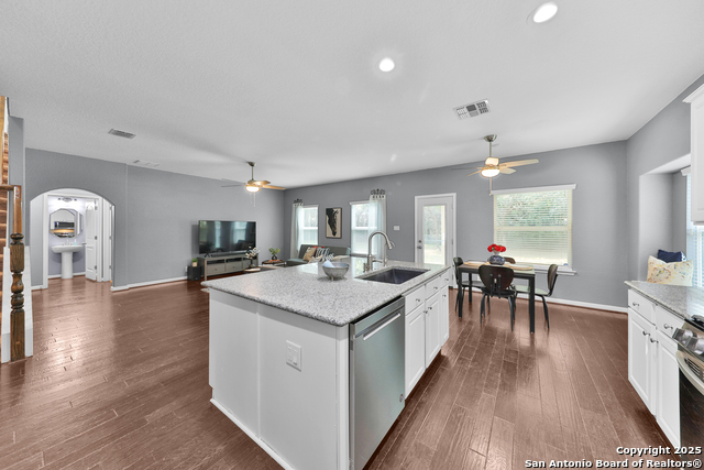 Listing photo id 20 for 10607 Carmona