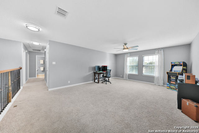 Listing photo id 24 for 10607 Carmona