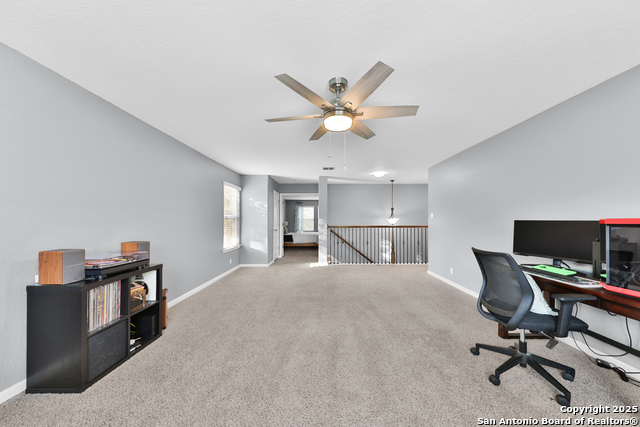Listing photo id 26 for 10607 Carmona