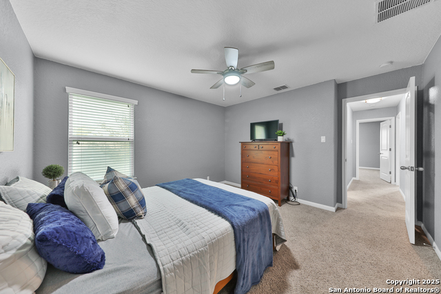 Listing photo id 33 for 10607 Carmona