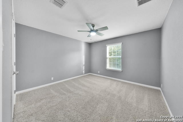 Listing photo id 35 for 10607 Carmona
