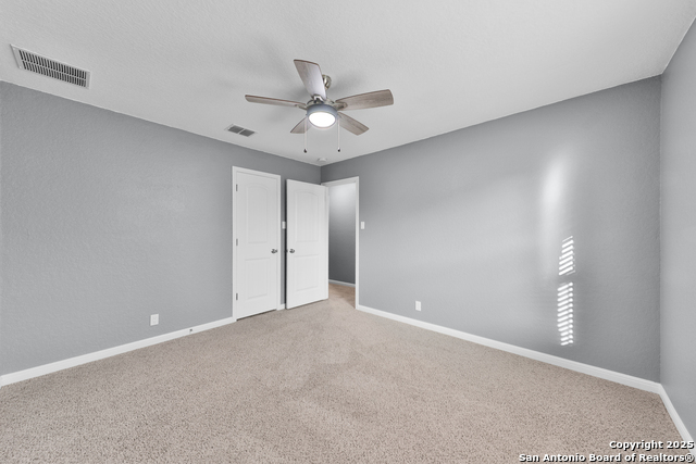 Listing photo id 38 for 10607 Carmona