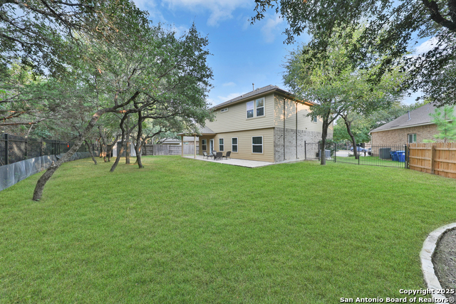 Listing photo id 42 for 10607 Carmona