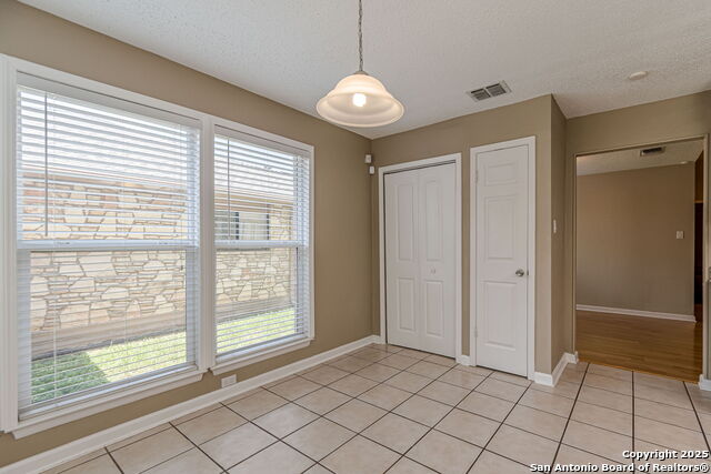 Image 13 of 41 For 6042 Merrimac