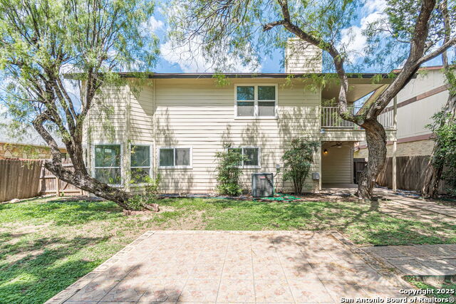 Image 37 of 41 For 6042 Merrimac