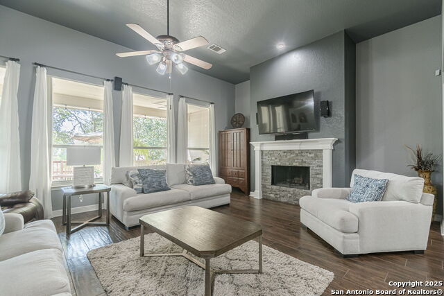 Image 18 of 48 For 7502 Steeple Dr