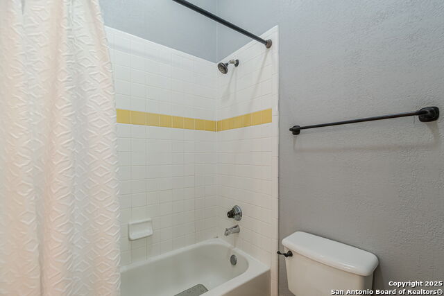 Image 33 of 48 For 7502 Steeple Dr