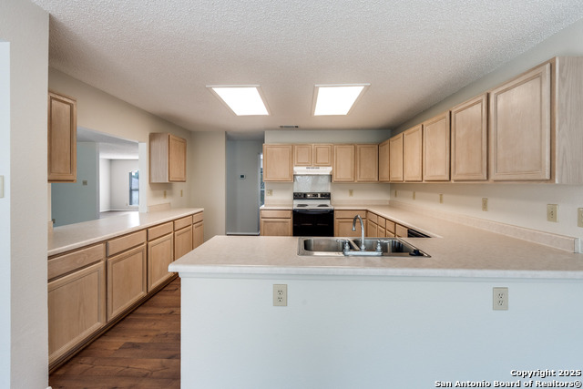 Listing photo id 9 for 2339 Pendant Pass