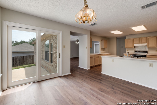 Listing photo id 11 for 2339 Pendant Pass