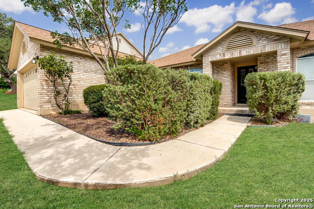 Listing photo id 0 for 2339 Pendant Pass