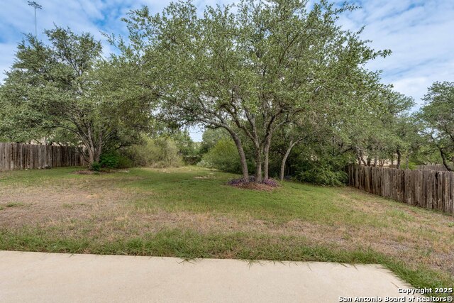 Listing photo id 24 for 2339 Pendant Pass