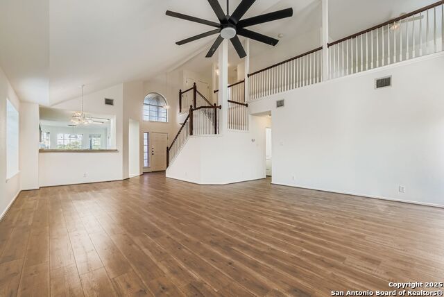 Listing photo id 4 for 7726 Toumey Oak