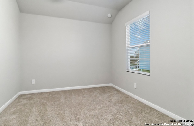 Image 12 of 20 For 8339 Runner  