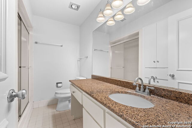 Image 13 of 21 For 7731 Broadway K142