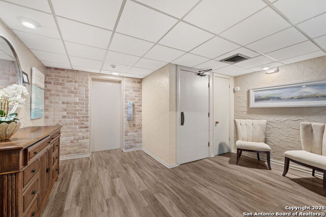 Image 20 of 21 For 7731 Broadway K142