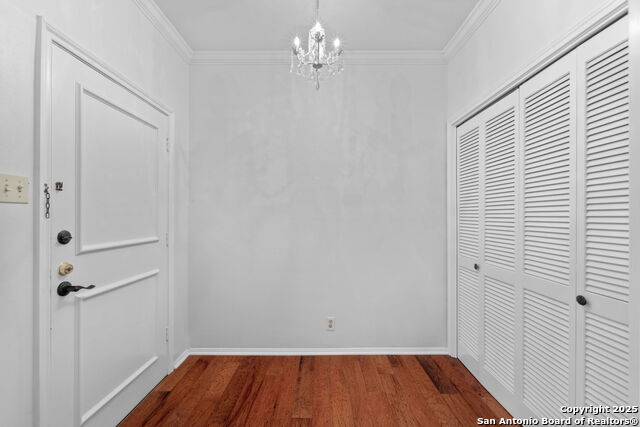 Image 3 of 21 For 7731 Broadway K142