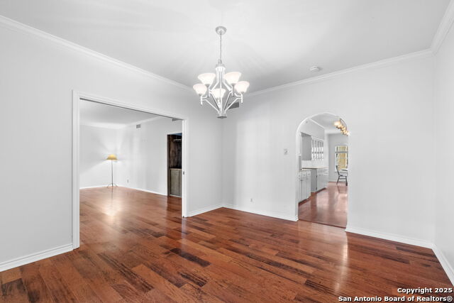 Image 5 of 21 For 7731 Broadway K142