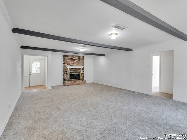 Listing photo id 9 for 25423 Old Carriage Ln