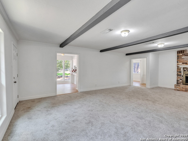 Listing photo id 11 for 25423 Old Carriage Ln