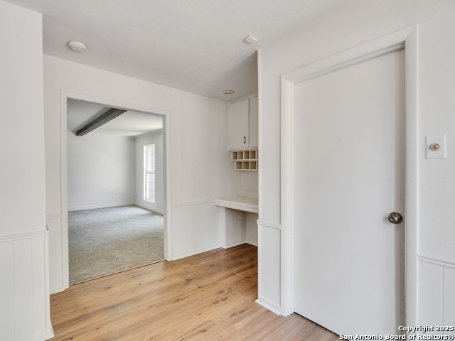 Listing photo id 13 for 25423 Old Carriage Ln