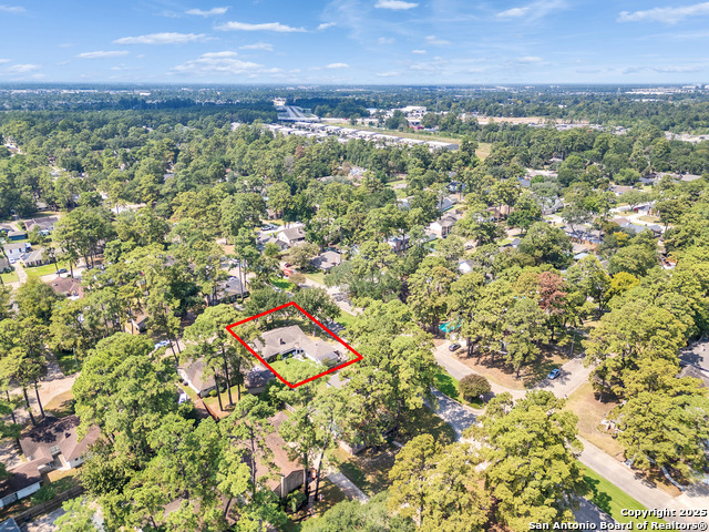 Listing photo id 32 for 25423 Old Carriage Ln