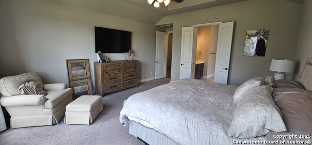 Listing photo id 26 for 633 Vale